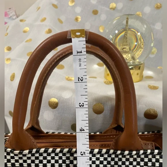 NEW PANDA SMALL WOVEN CROSSBODY BAG - TAN LEATHER - Picture 15 of 17